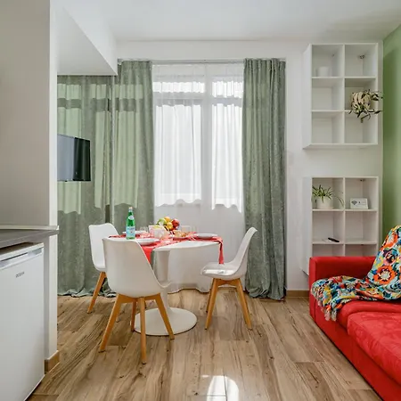 Dimore In Residenze Asproni 24 Aparthotel 3*