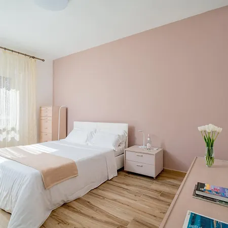 Hotel apartamentowy Dimore In Residenze Asproni 24